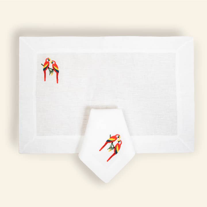 True Love dug og serviet med papegøjebroderi for engroshandel hos TRYOHOME