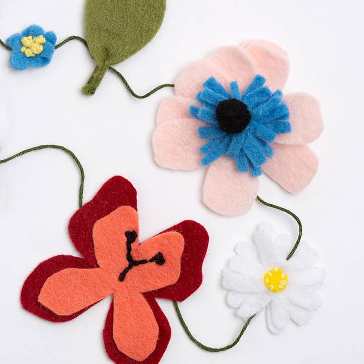 Wool Couture Company – Kit de artesanato DIY por atacado – Kit de artesanato de feltro para iniciantes Wildflower Garland4