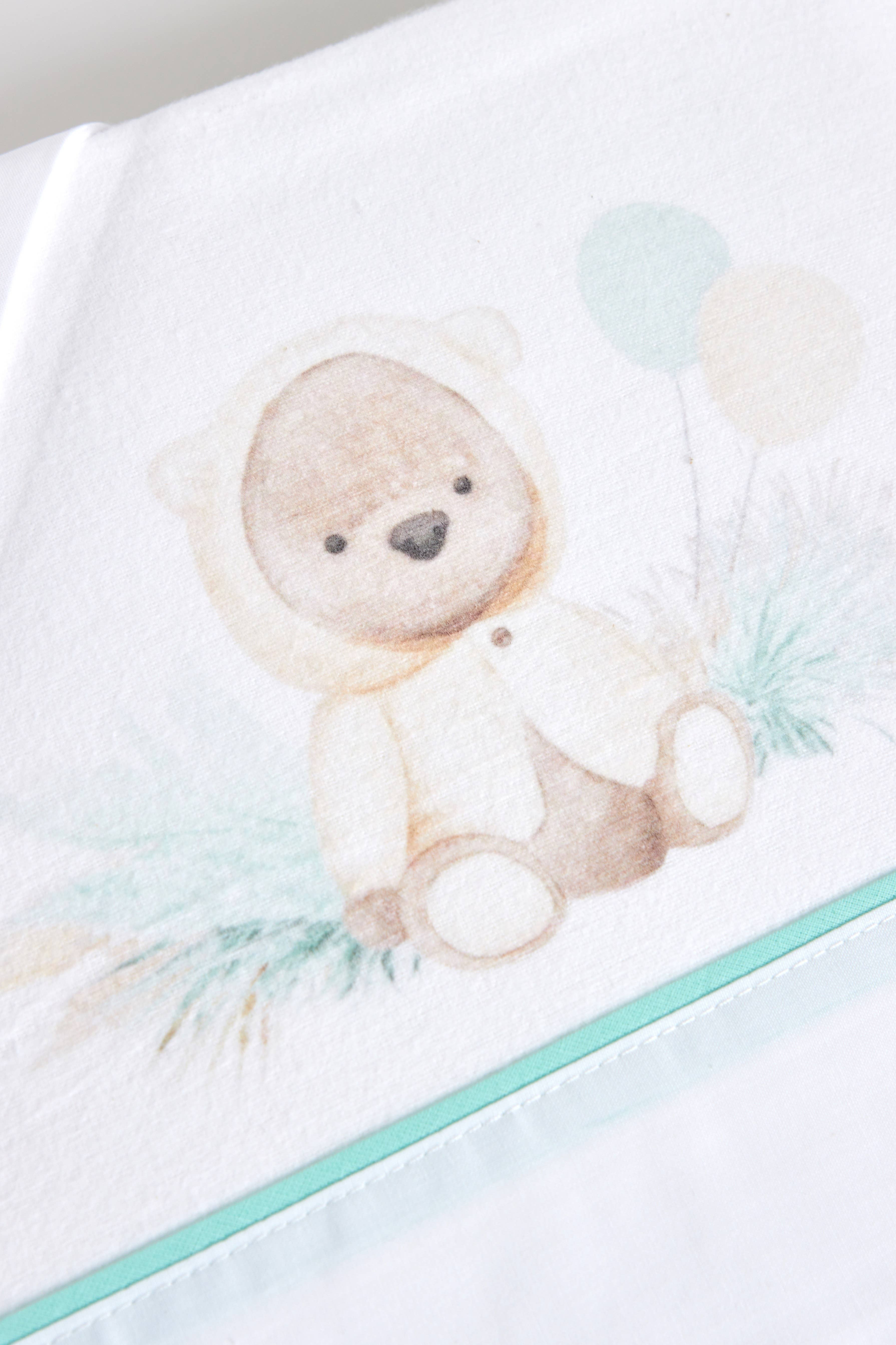 Amorim Gerações, LDA - Wholesale Cot/Crib Sheets - Flannel Sheet Set Digital Print Little Bear in Autumn 0545s1