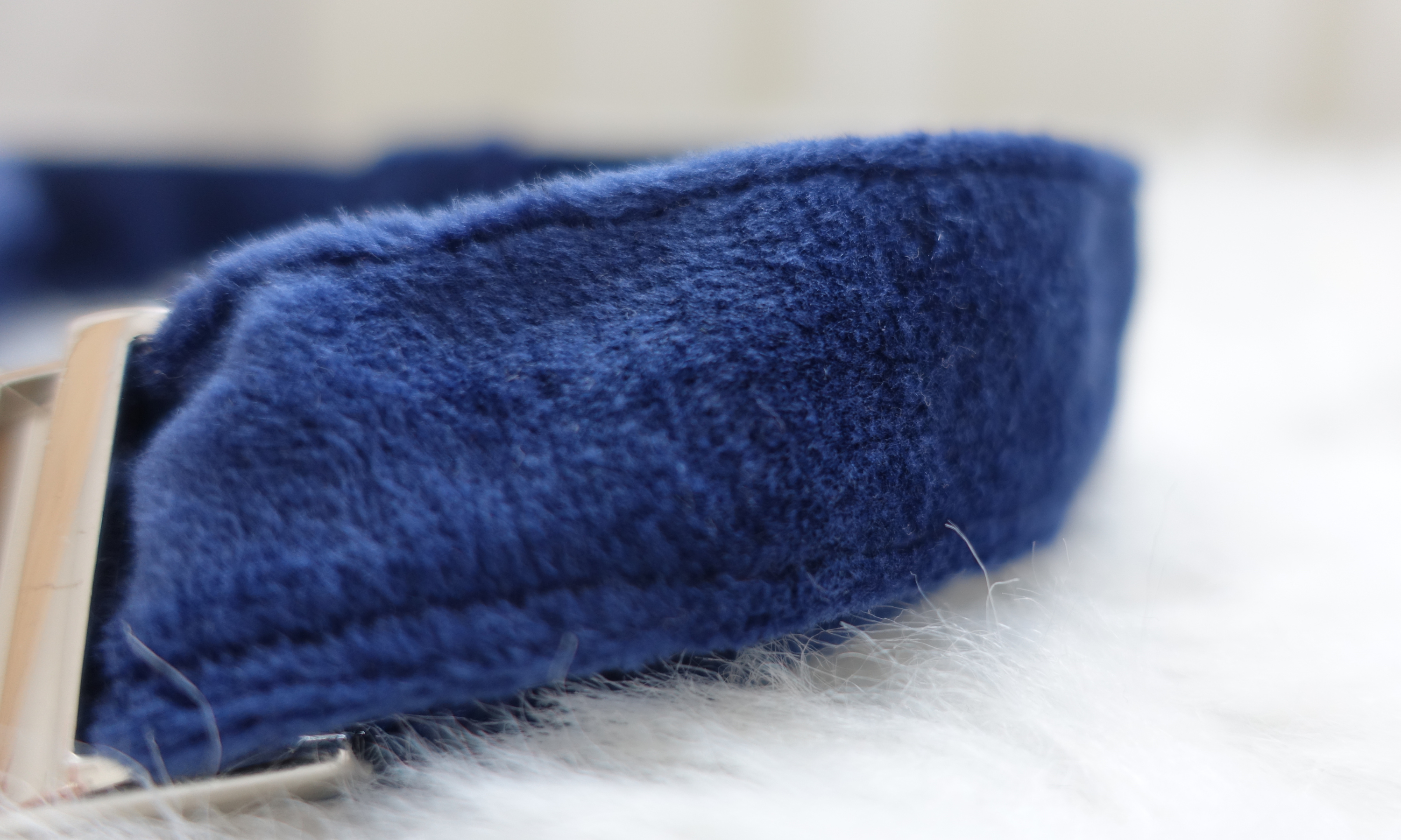 Hillfoot & Paws – wholesale Pet collar – Dog – Handcrafted Luxury Velvet Dog Collar - Blue2