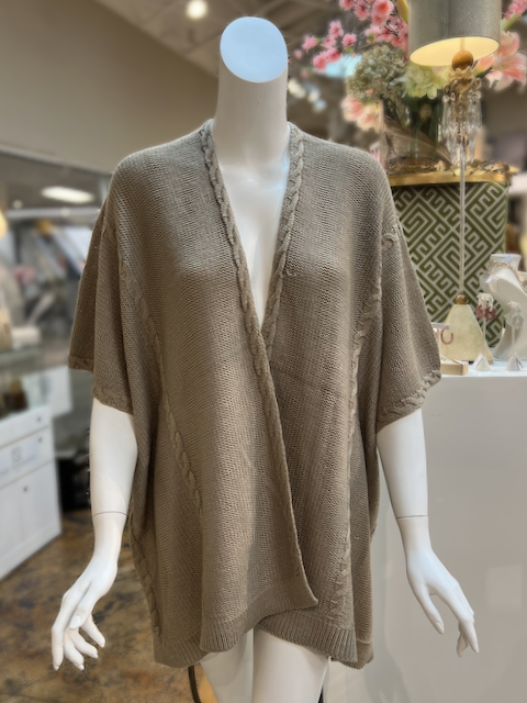 Pretty Persuasions - Wholesale Cape - Women's - CP23061 Manchester Ruana Wrap4