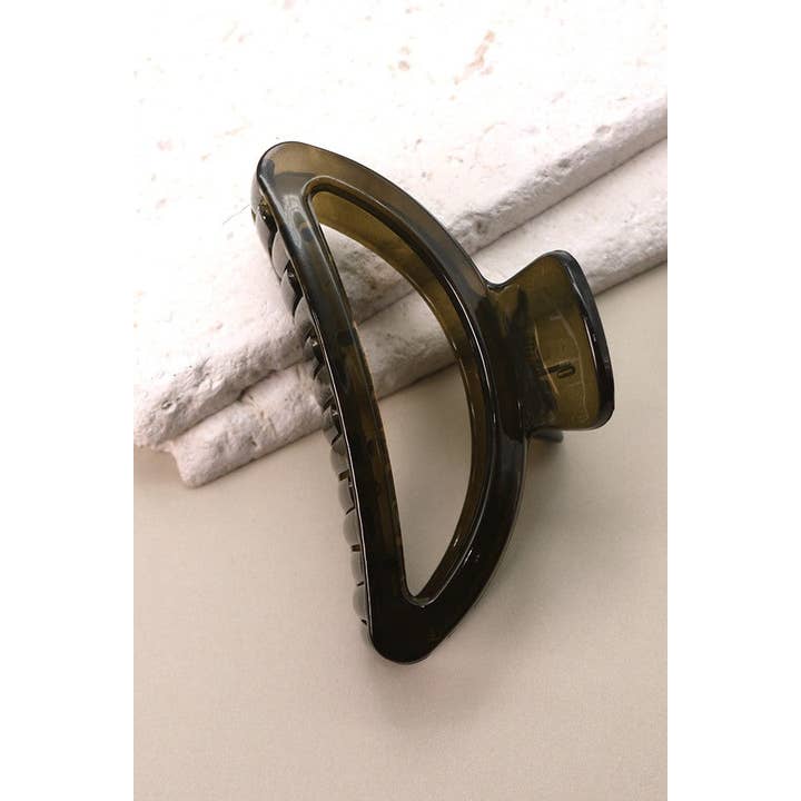 JOSSLYN by wall to wall - Wholesale Hair Clip - Women's - JUMBO HALF MOON TRANSLUCENT HAIR CLAW CLIP | 40H0279