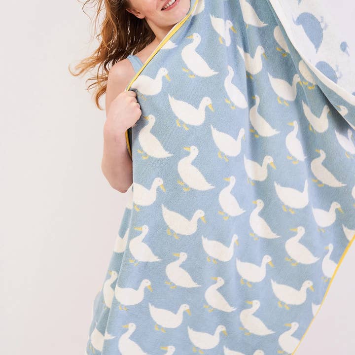 Anorak - Wholesale Bath Towel - Anorak Waddling Ducks Organic Cotton Bath Sheet