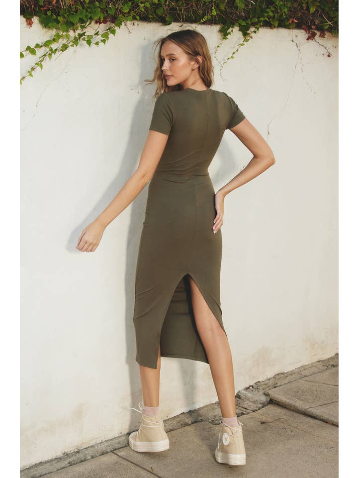 Dress Forum - Wholesale Dress - Women's - Ribbed Knit Back Slit T-Shirt Dress (1)32