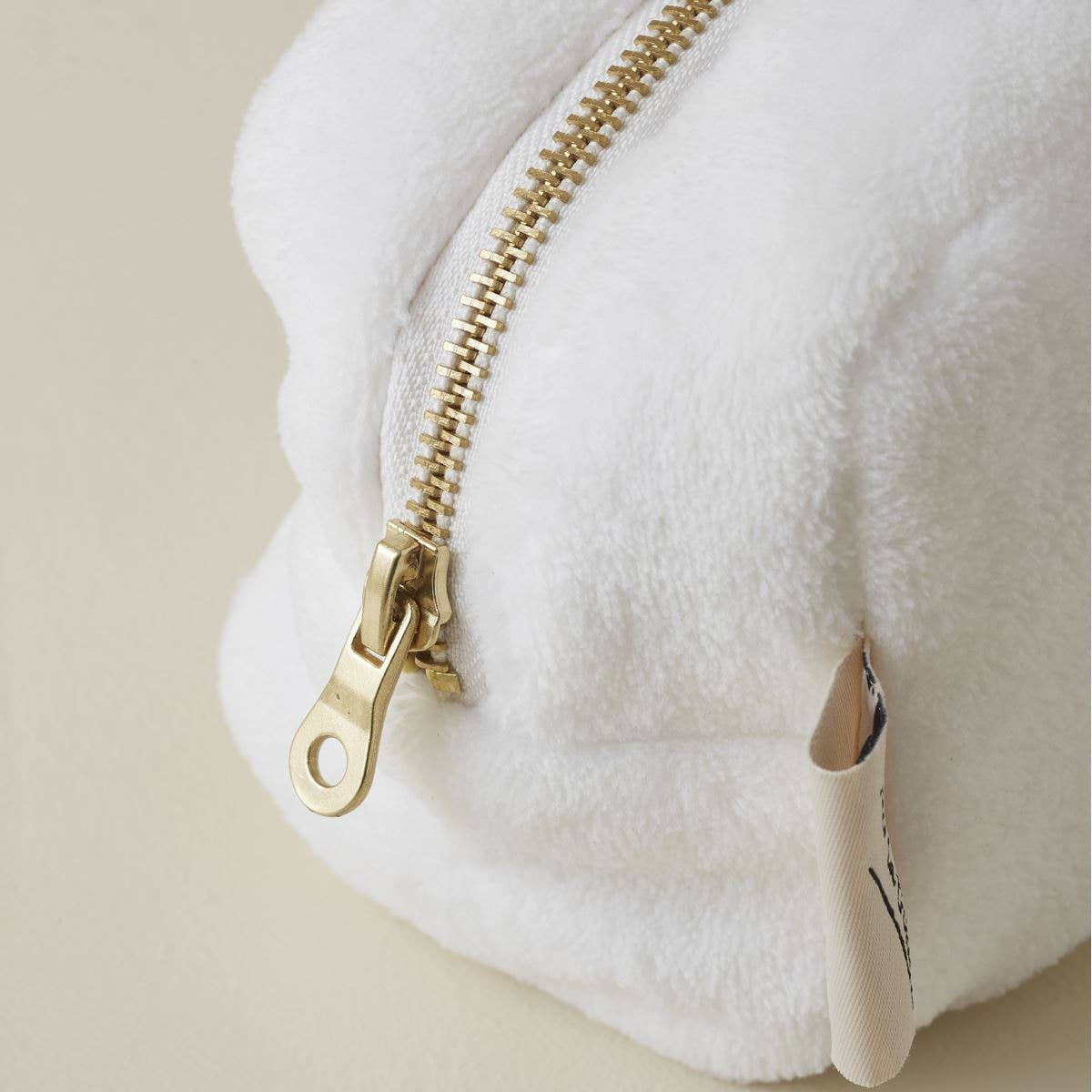 Sylvie Thiriez - Wholesale Toiletry Bag - Unisex - Trousse polaire L'envol1