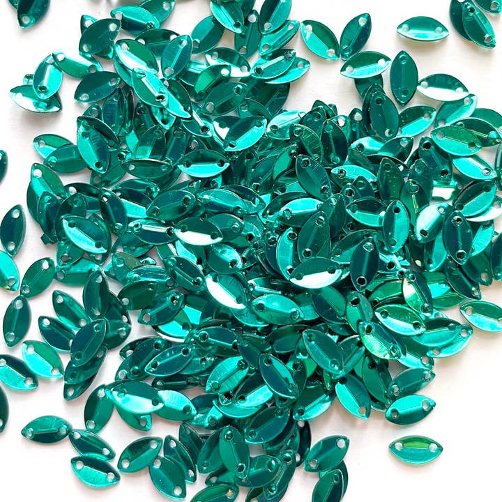 Blatt - Gefaltet - 7mm x 4mm - Smaragdgrün (S274) für den Großhandel von Colour Streams