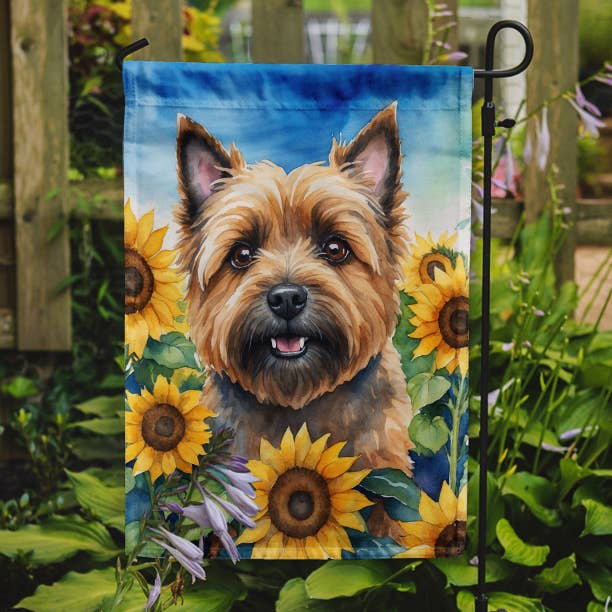 Drapeau de jardin Cairn Terrier in Sunflowers DAC6044 pour la vente par Caroline's Treasures