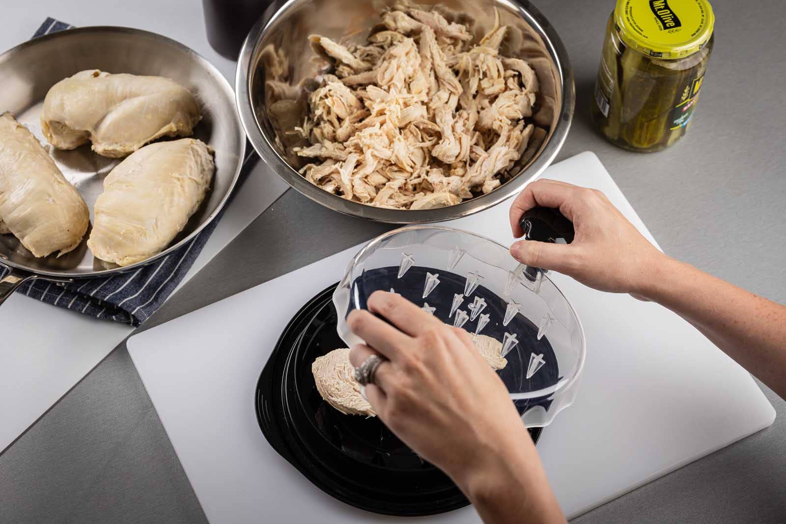 TableCraft Products Company - Wholesale Kitchen Tool/Gadget - Chicken Shredder, 11 x 9 x 3.25" , Polypropylene & ABS3