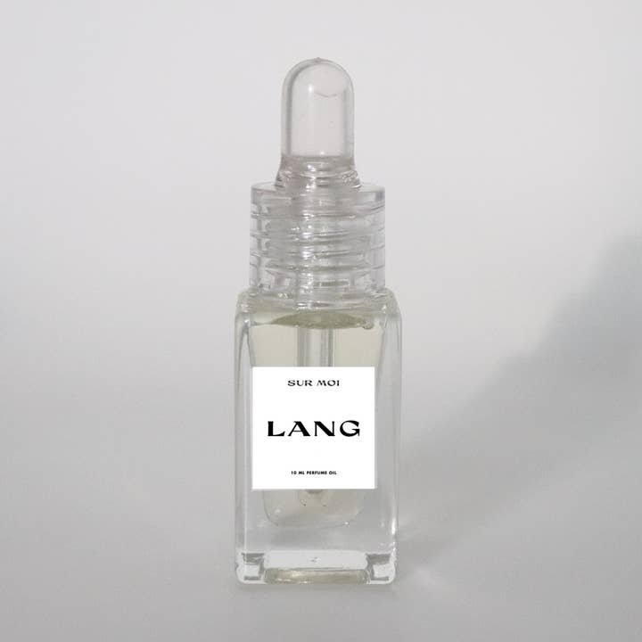 LANG - Huile parfumée (THE HYM COLLECTION) pour la vente par SUR MOI