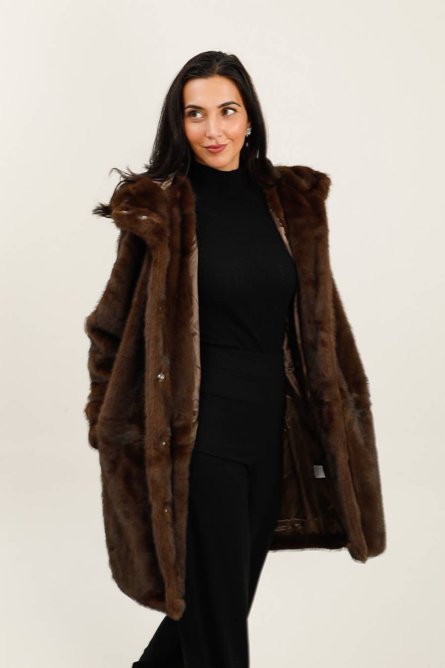 DIX-ONZE - Wholesale Fur/Faux Fur Coat - Women's - Chocolate Faux Fur Long Coat – Luxury & Comfort