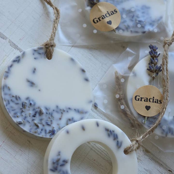 Lavender Solid Air Freshener and other Purchase Wholesale acquisto lavanda. Free Returns & Net 60 Terms on Faire trending on Faire.