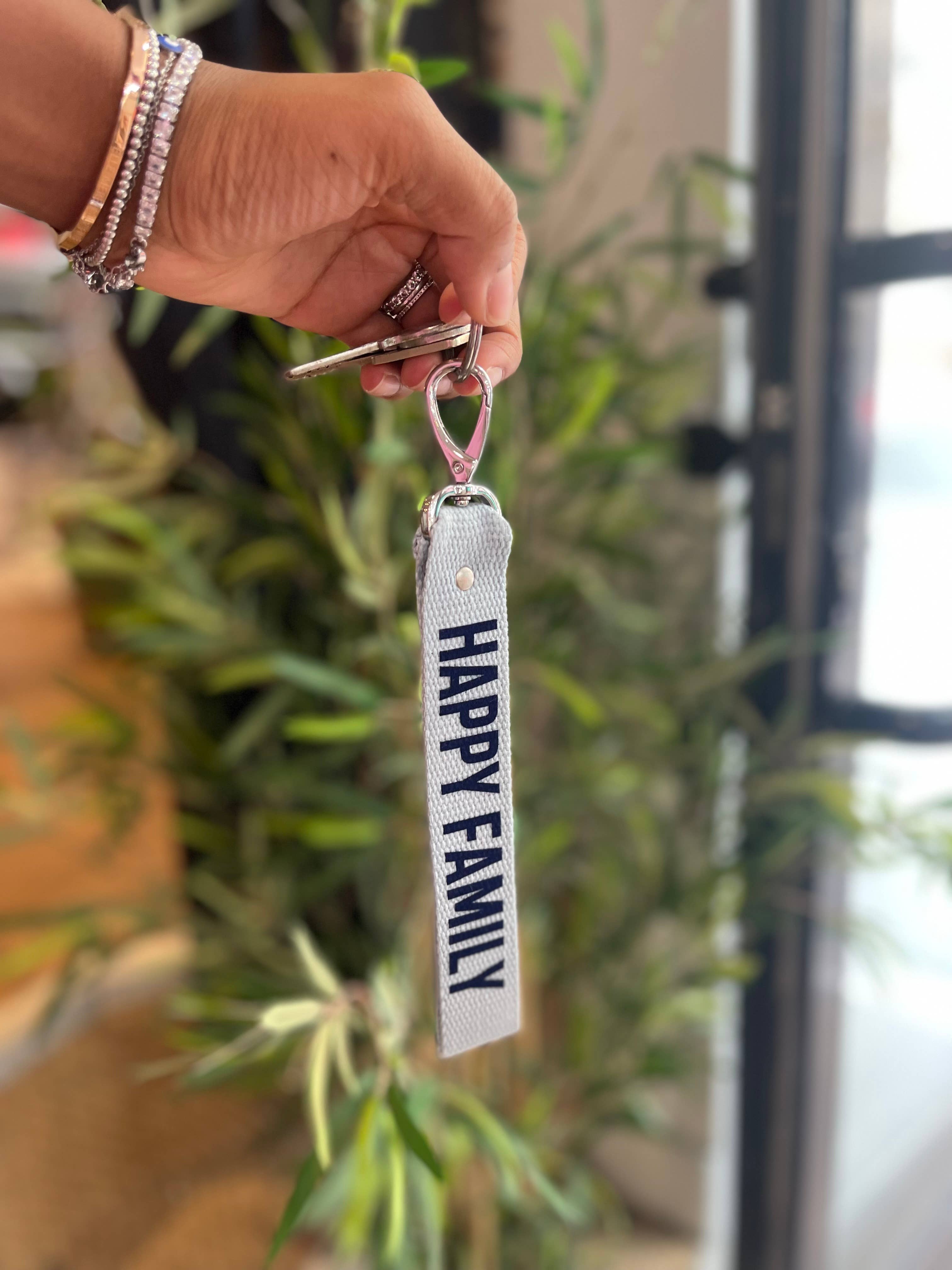 Toiles Chics – Porta-chaves - Mulher por atacado – Porta-chaves “Família Feliz” Azul0