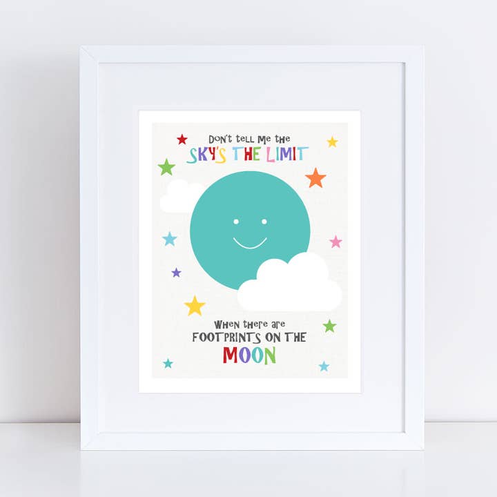 Empreinte de pas sur la lune pour la vente par Creative Monsoon