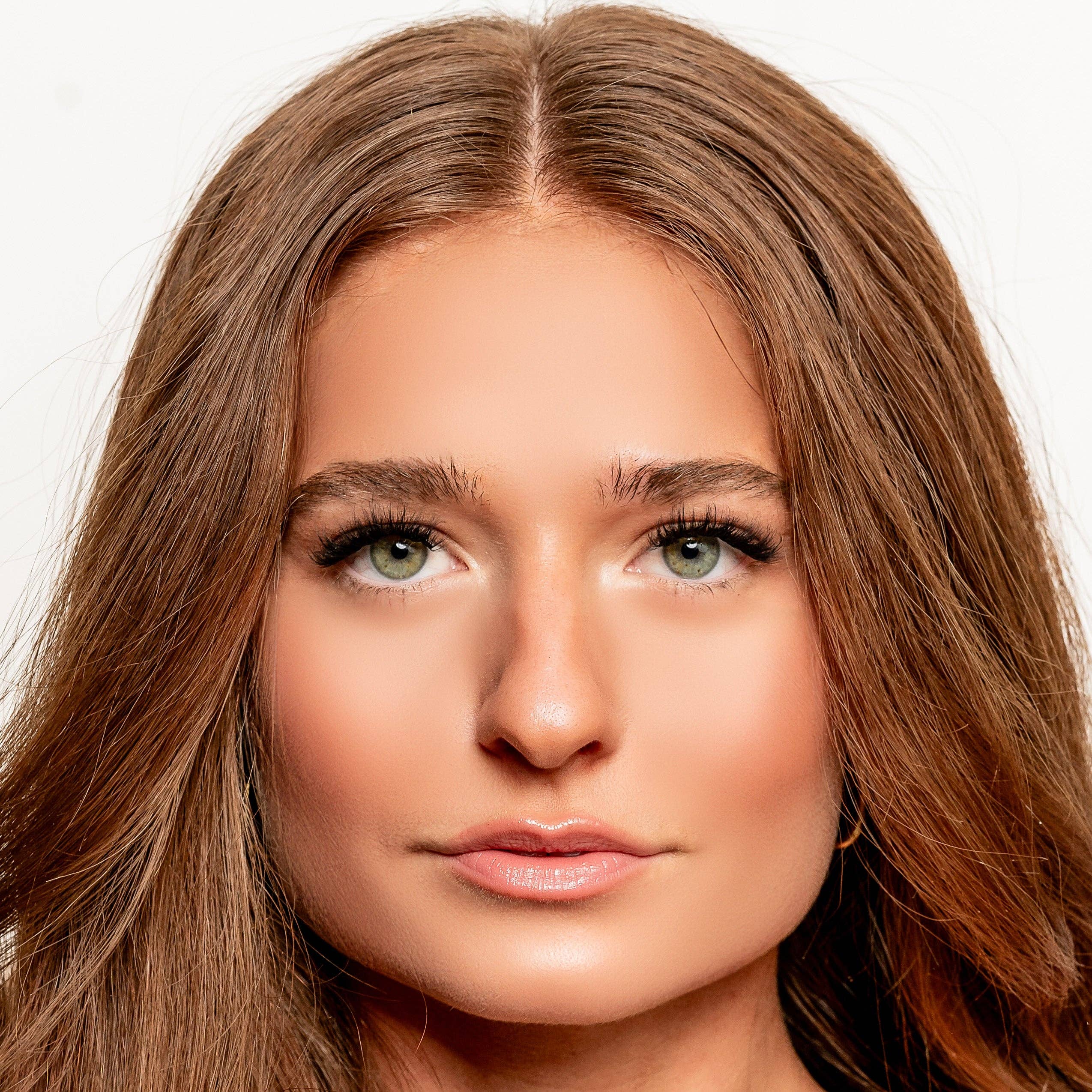 Pro Lash - Wholesale False/Fake Eyelashes - Volume Feathered Wispy No. 331