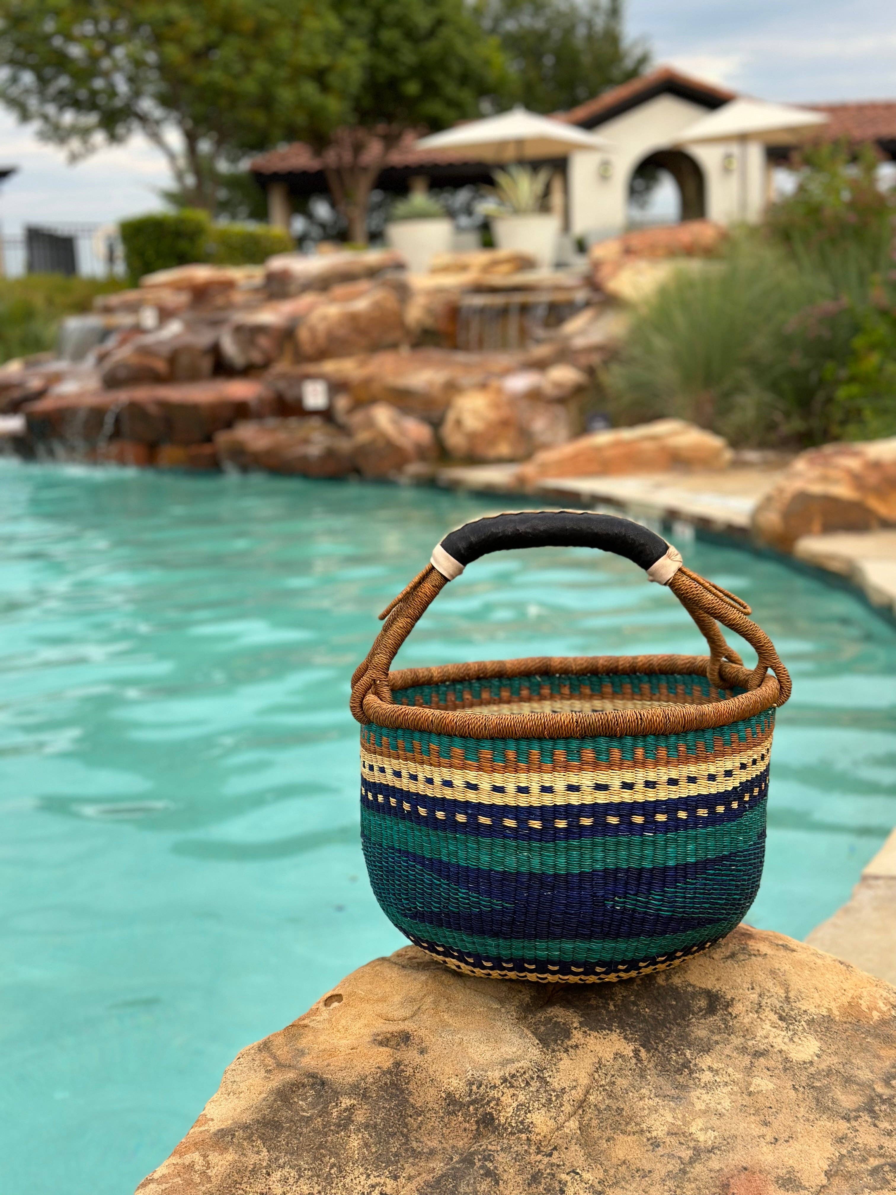 The African Home Goods - Wholesale Beach Bag - African Basket | Bolga Ghana Basket - Blue & Turquoise8