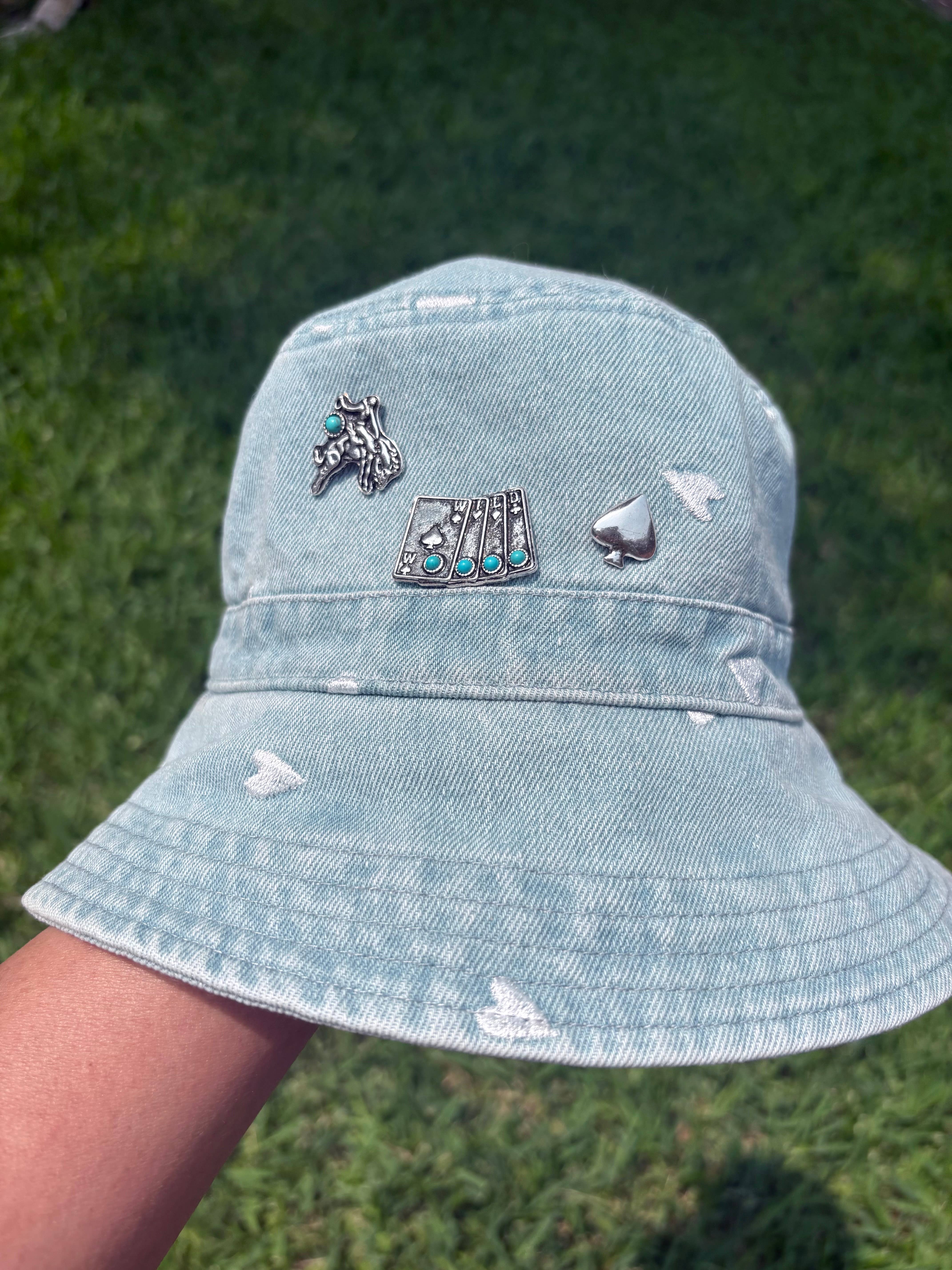 Boho Ranch Shop - Vente Accessoire pour chapeau – femme - Ensemble de 3 épingles magnétiques pour chapeau western - thème jeu de hasard de Vegas3