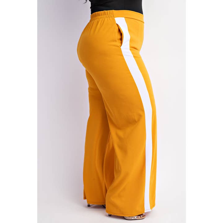 The Curve LA - Wholesale Pants - Women's - 74509-1cp PLUS SIZE SIDE-STRIPED KNIT PANTS WITH POCKETS2
