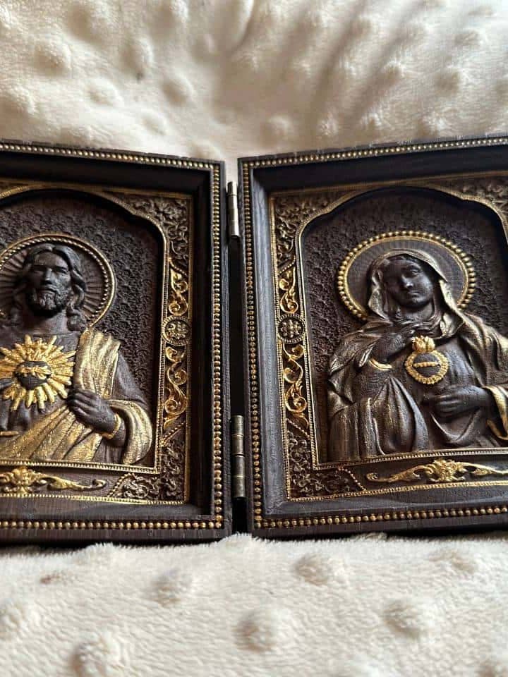 Sacred Heart of Jesus and Immaculate Heart of Mary church folding panel for wholesale by KozakWorkshop