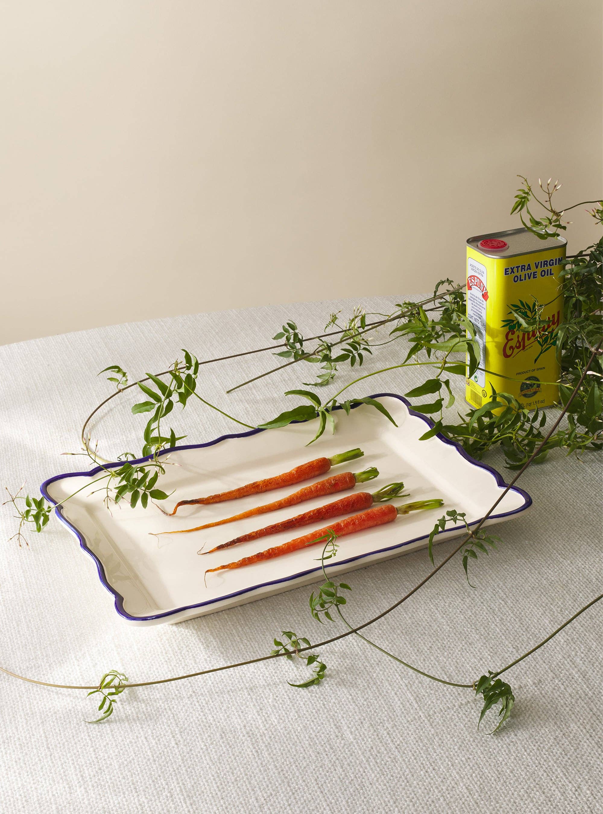 Maison Madison Home - Wholesale Platter - Jane Hand-Painted Rectangular Platter 15.4"3