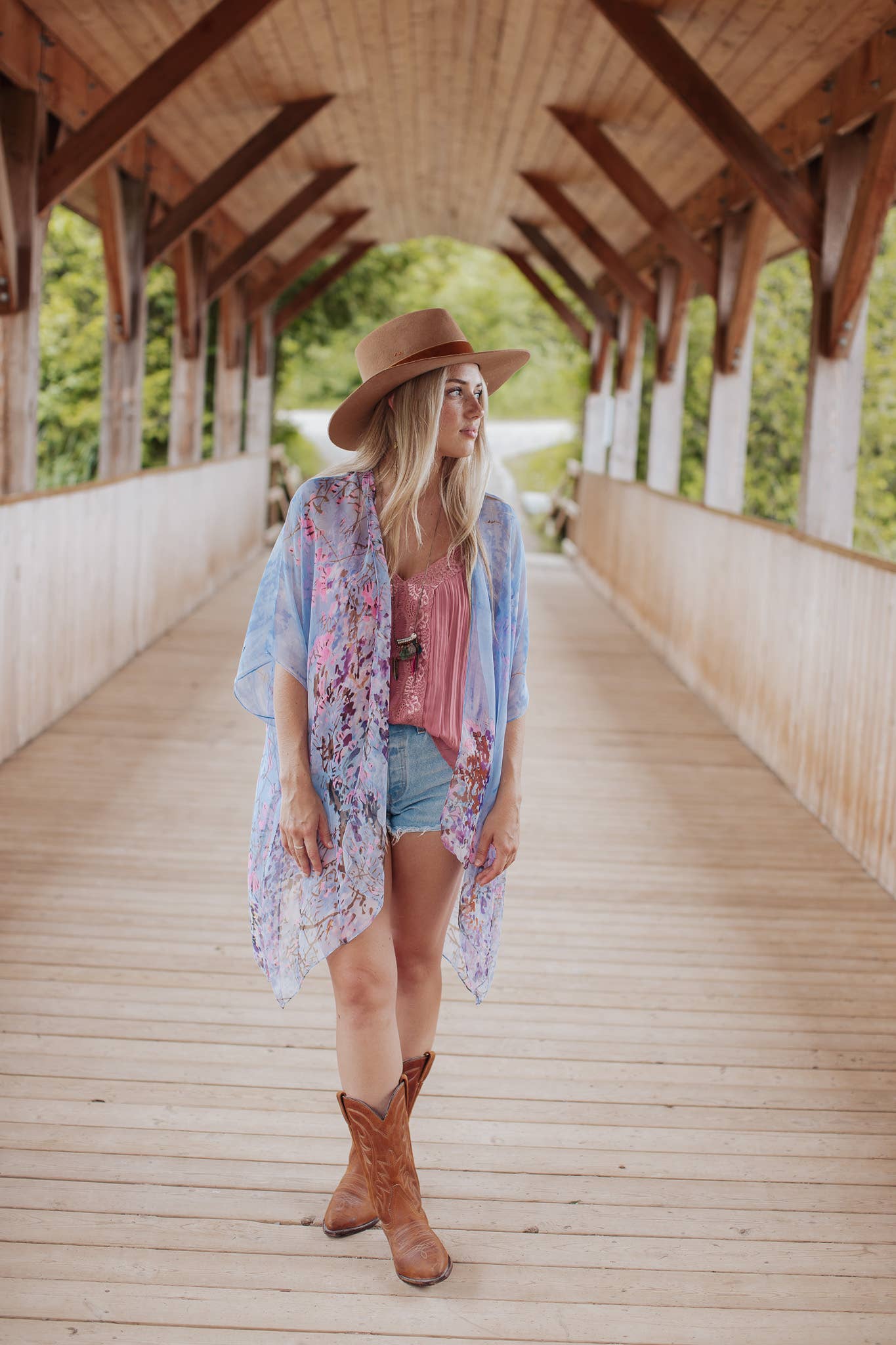 Ellemairco – wholesale Kimono – Women's – Blossom Kimono2