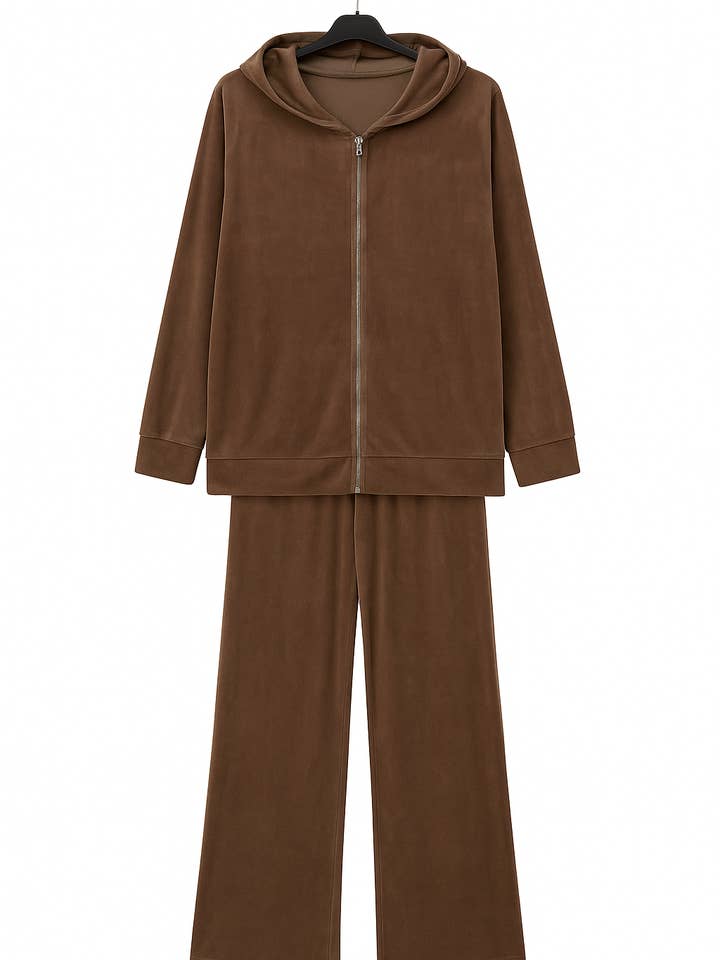 Miss Bold – wholesale Lounge set – Women's – Italian Velour Hooded Loungewear Co Ord Set1