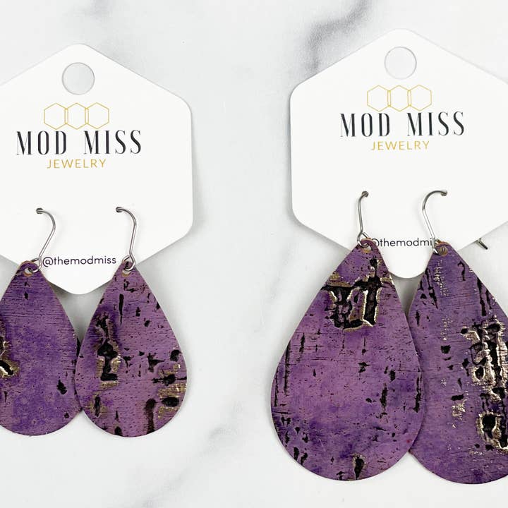 Wildwood paarse leren traanoorbellen voor wholesale door The Mod Miss