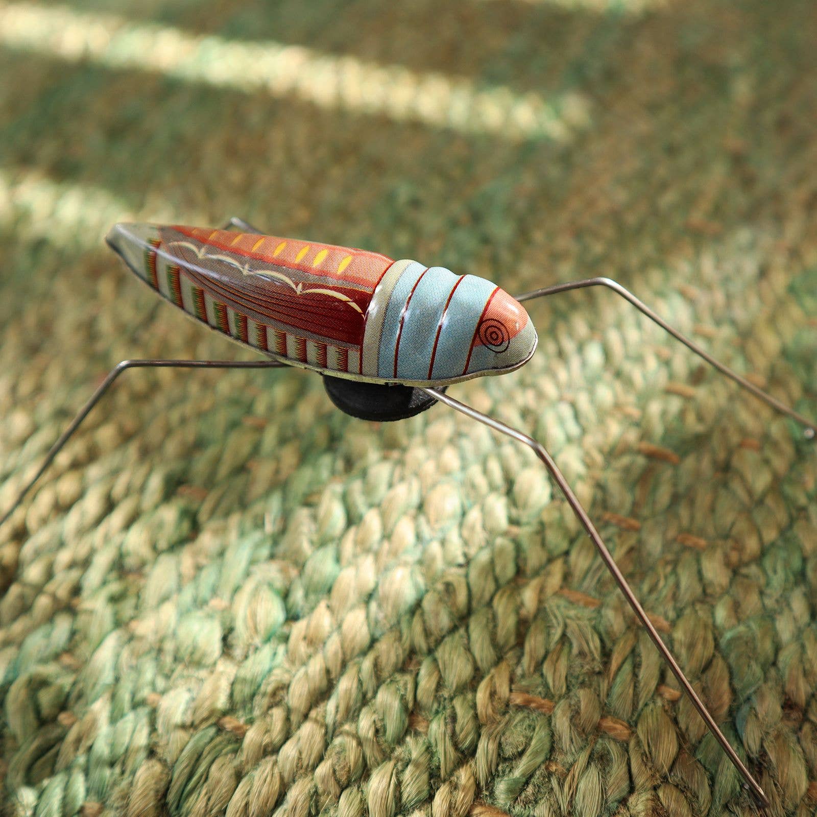 Tribal Trade GmbH - Wholesale Decorative Figurine - Tin toy grasshopper tin to press7