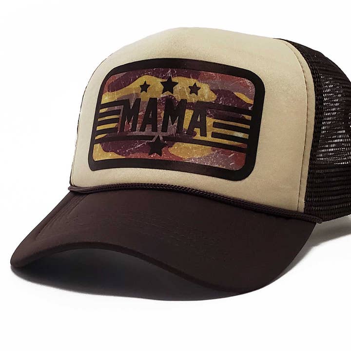 Casquette en vinyle camo avec motif patch pour la vente par Peace and Dozen Inc