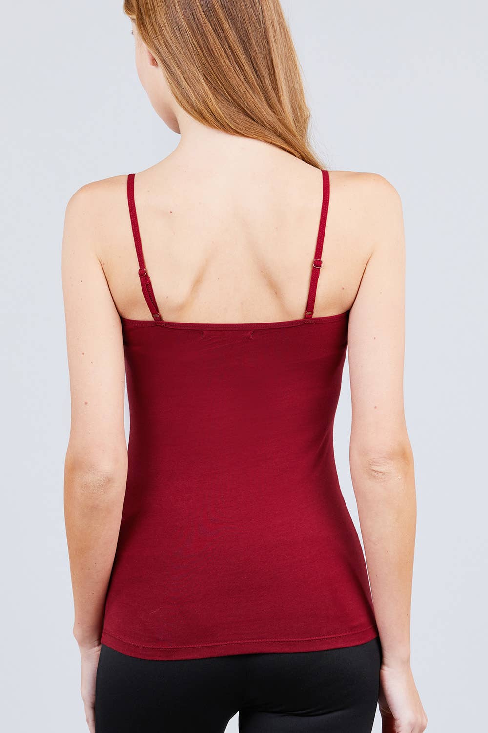 Active Basic | Active USA - Wholesale Camisole - Dames - Eenvoudig verstelbare cropped cami met spaghettibandjes en plankbeha19