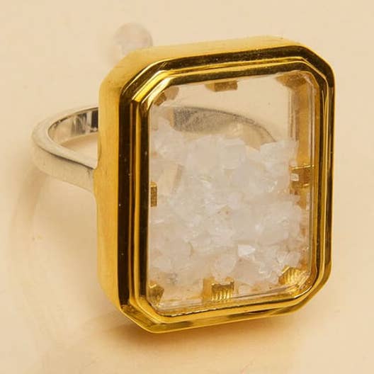 RECHTECKIGER STEINRING AUS KRISTALL für den Großhandel von Une A Une