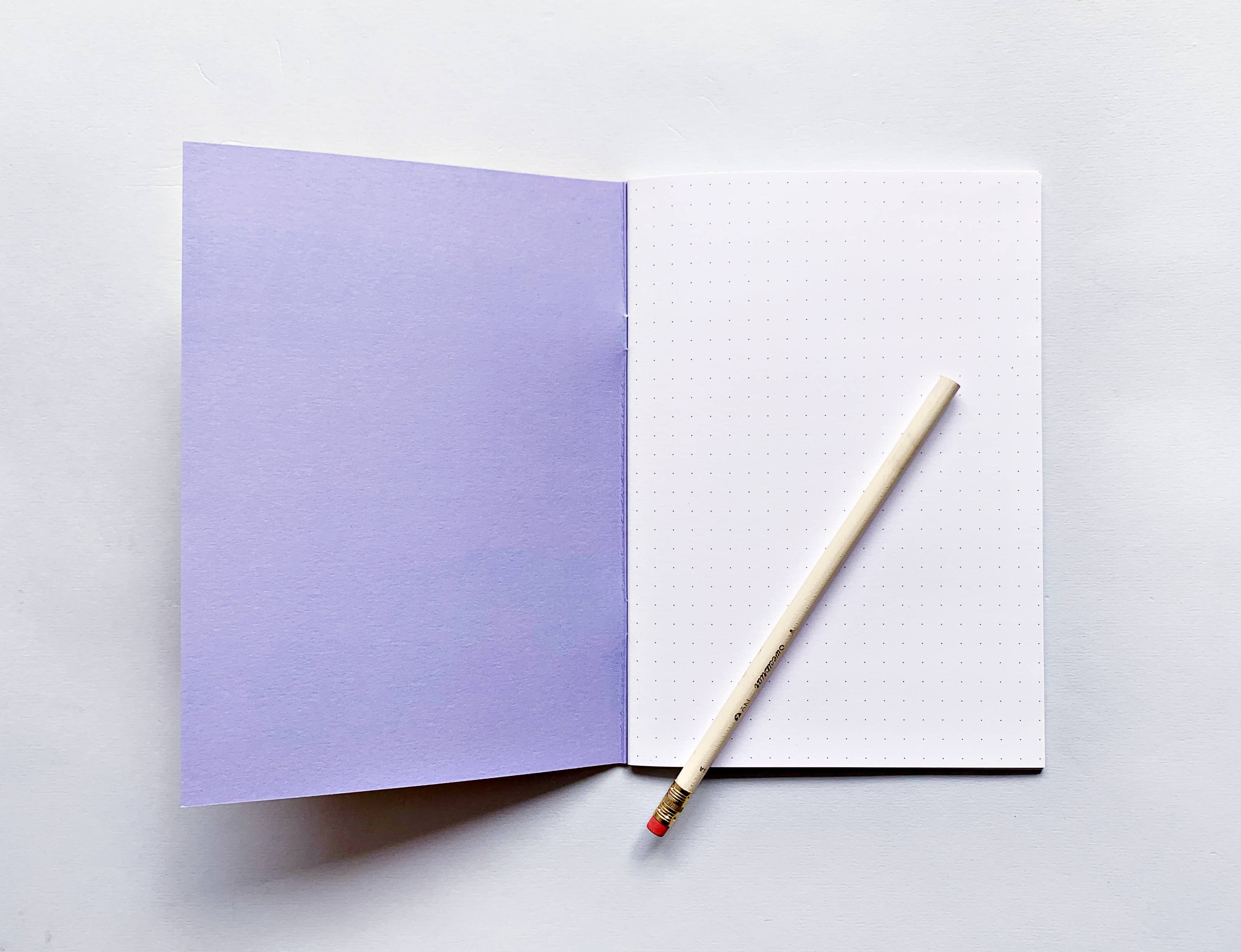 The Completist (No duties on USA orders!) - Wholesale Notebook - Circles Slimline Notebook4