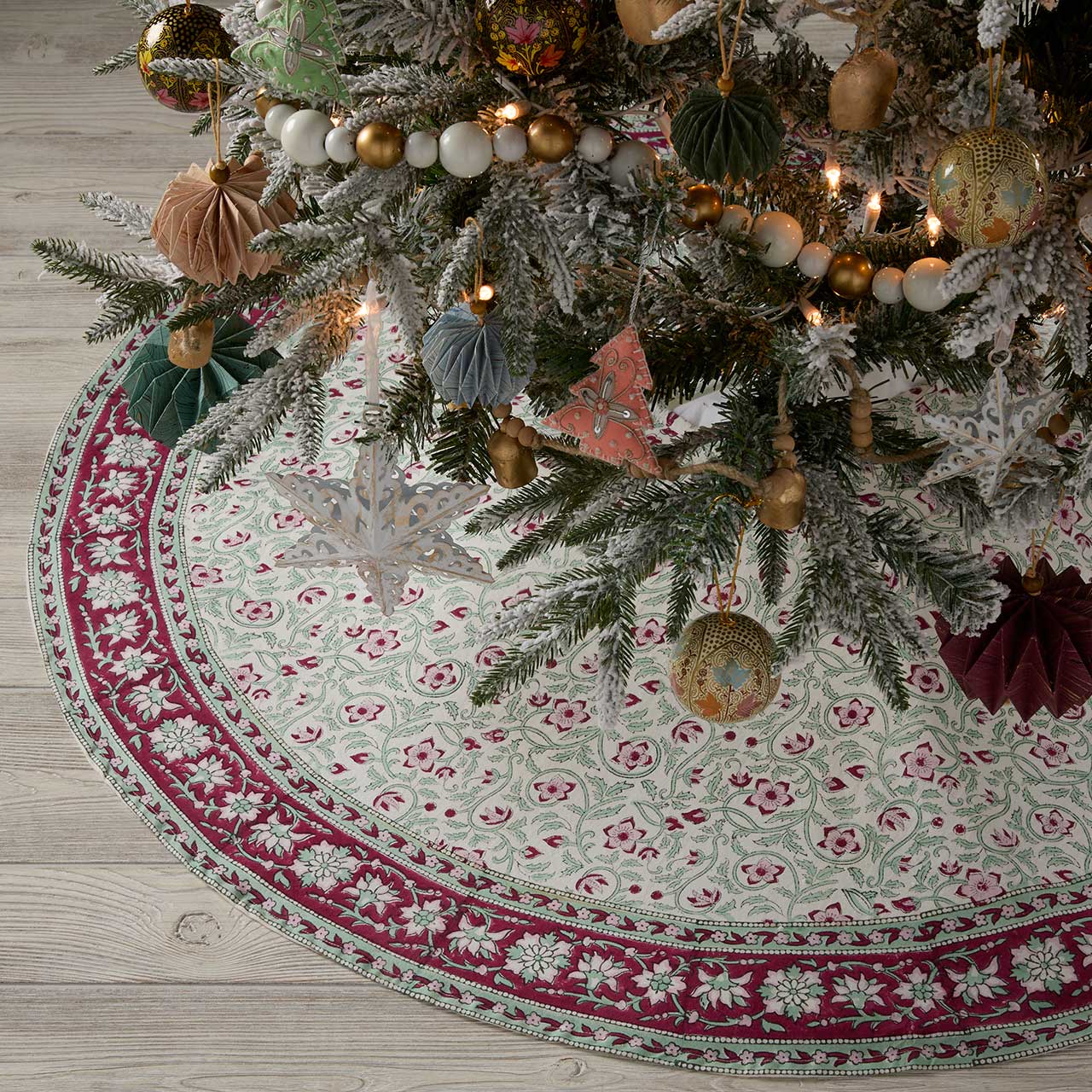 SERRV International - Wholesale Tree Skirt - Kanan Winter Berry Tree Skirt2