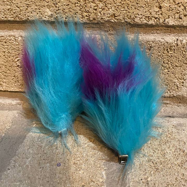 Lilla interiør og lilla og blå anime ører for engroshandel hos Serotonin