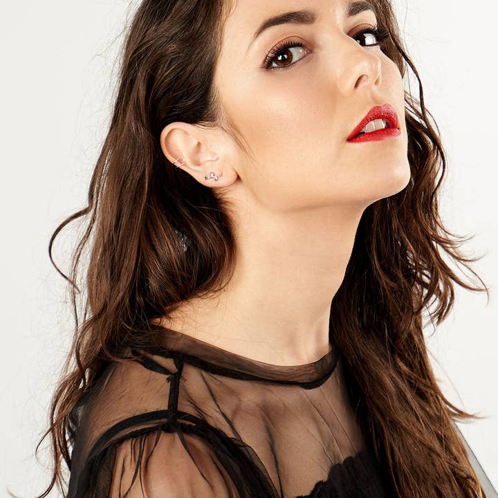 Brincos Gardenia por atacado de vltana