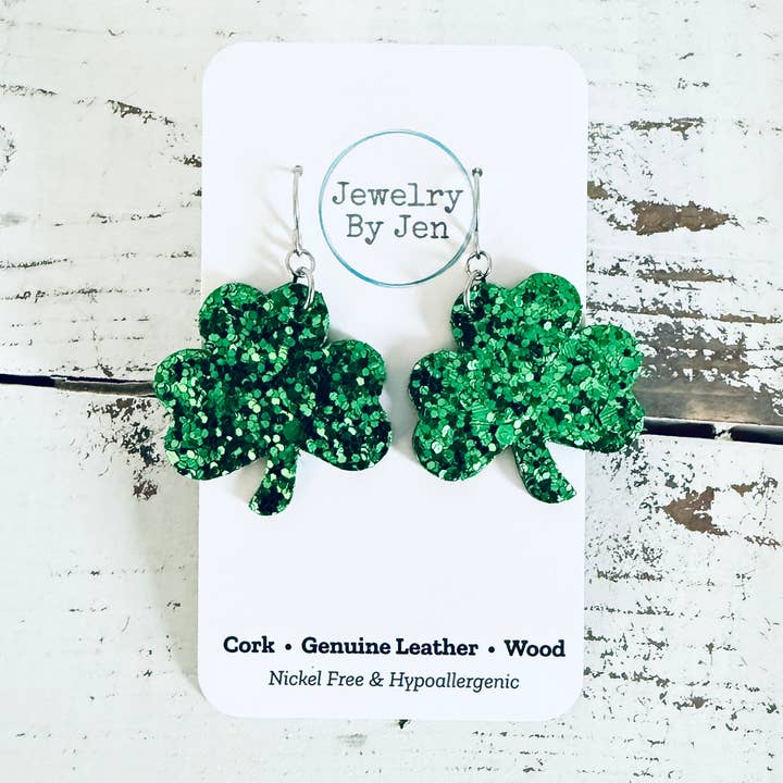 Pendientes de Trébol (Medianos): Purpurina Verde para venta al por mayor de Jewelry By Jen