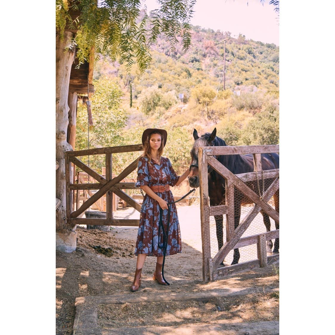 in february - Wholesale Dress - Women's - DREAMY JACQUARD FLORAL MIDI DRESS WITH STATEMENT SLEEVES12