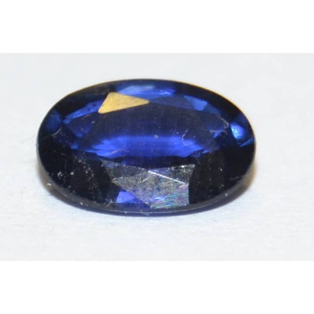 Oval facetteret safir 6*5 mm for engroshandel hos Dmineral