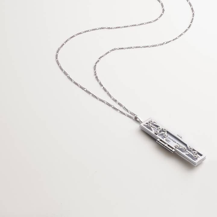 Fortune & Frame - Wholesale Locket Necklace - Flowered Vines Fortune Locket - Silver2