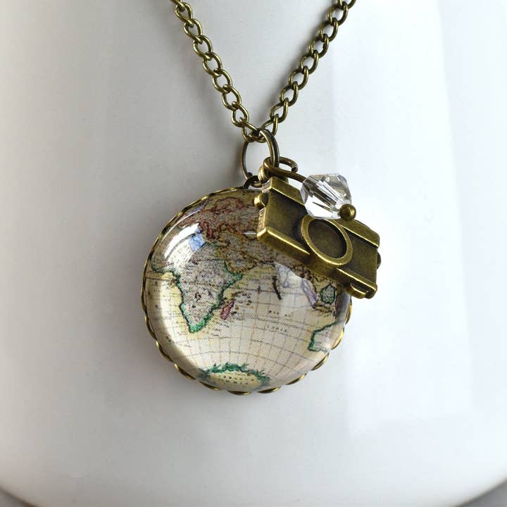 MadamLili – Engroshandel Halskæde med vedhæng – Verden kort Globe Vedhæng Halskæde Vintage Stil - Globe Rød11