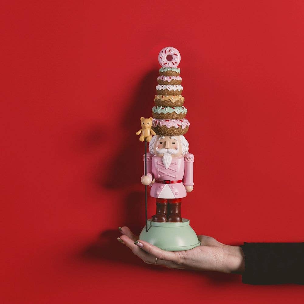 VdE Tivoli 1996 – Engroshandel Julepyntsæt – NØDDENØDDER DONUT BASE ROSA 22CM POLYRESIN1