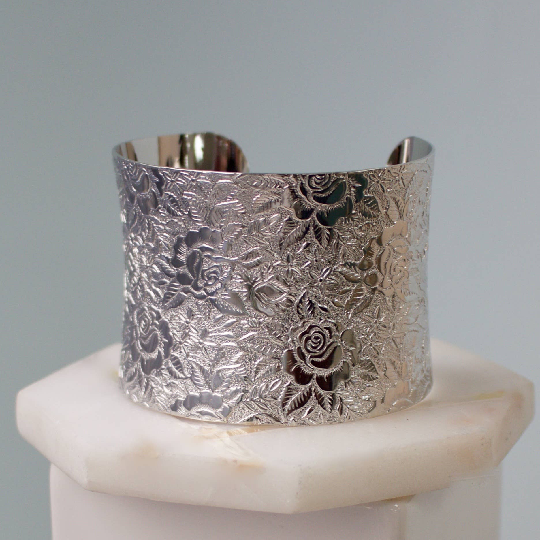 a.v. max - Wholesale Cuff Bracelet - Floral 2" Concave Cuff|Gold|Silver1