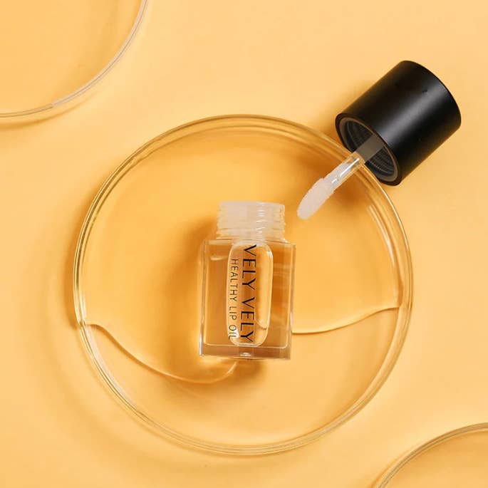 K Moitves Foods - Wholesale Lip Gloss - VELY VELY Healthy Lip Oil 6ml6