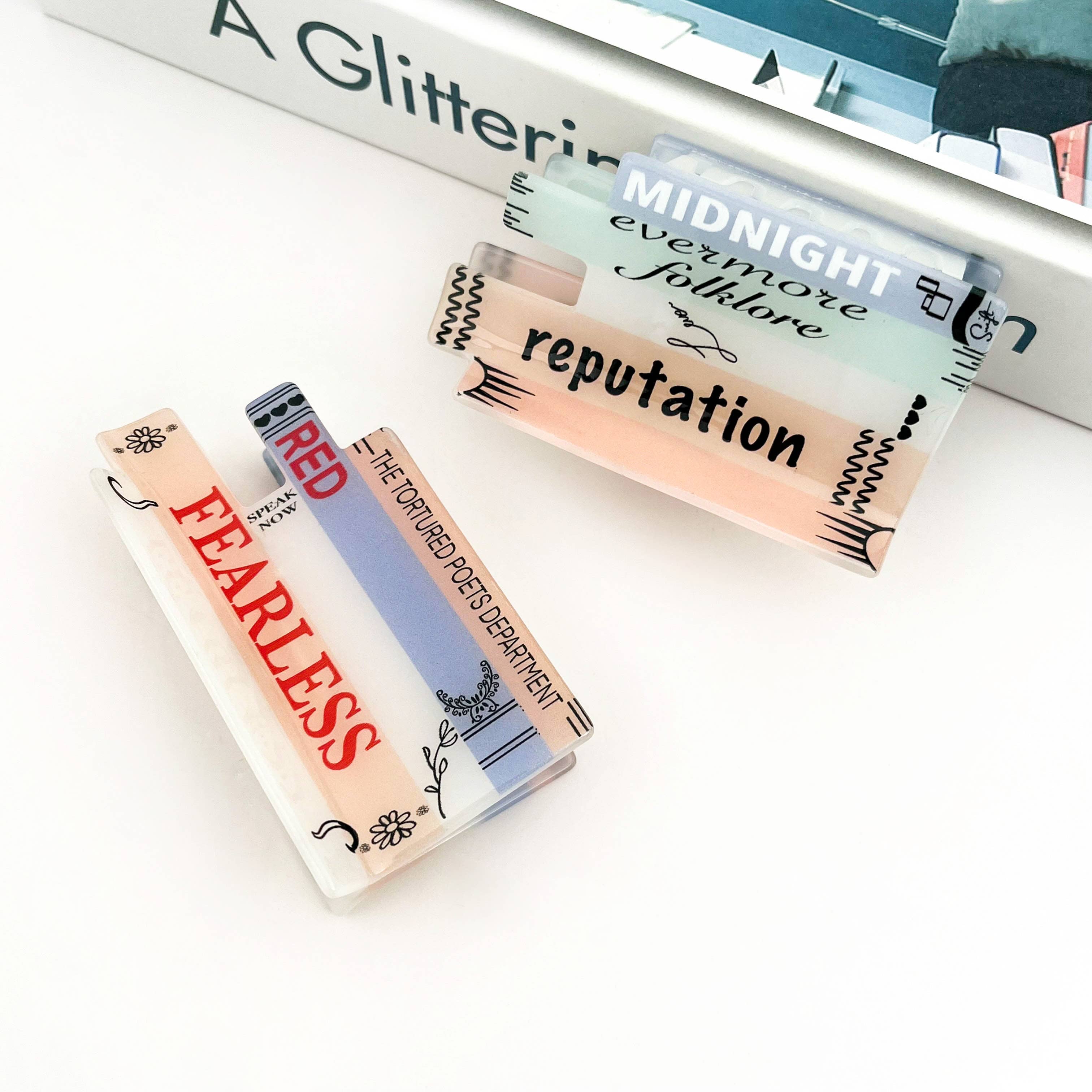 SoapElenGlen – Großhandel Haarclip – Damen – Buch- und Mikrofon-Haarspangen, niedliche neuartige Haarklauenklammer7