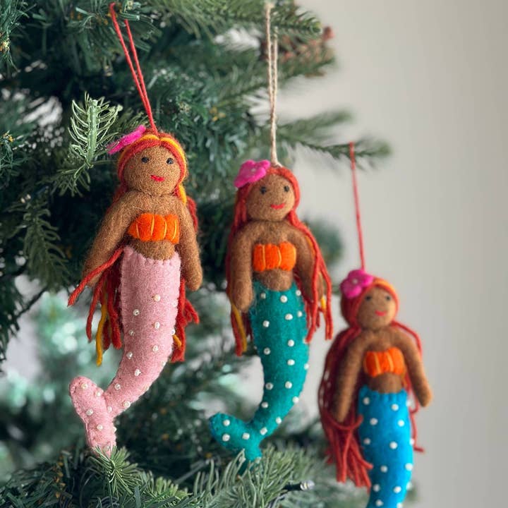 Filtprydnad - Blandad sjöjungfru för wholesale av Ganapati & Co.