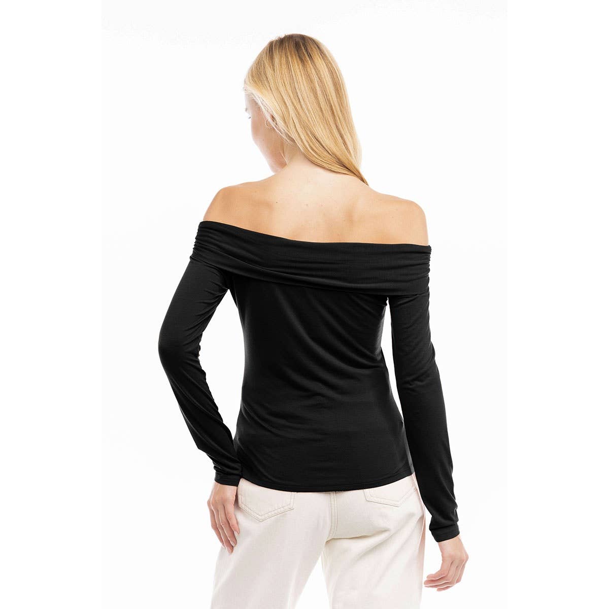 Naked Zebra - Wholesale Blouse - Dames - Blouse met open schouders en knoopsluiting10