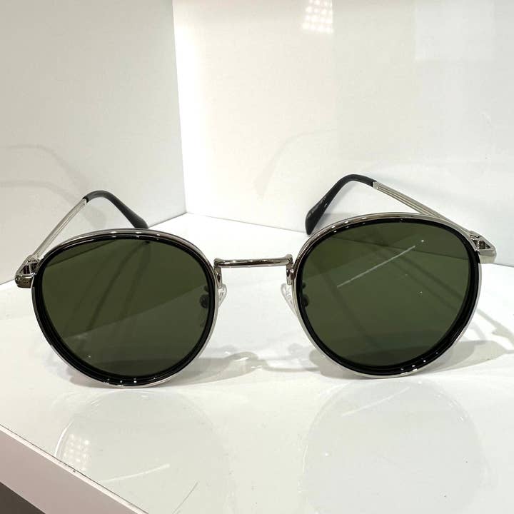 Solglasögon för wholesale av Glam Bar Bazaar