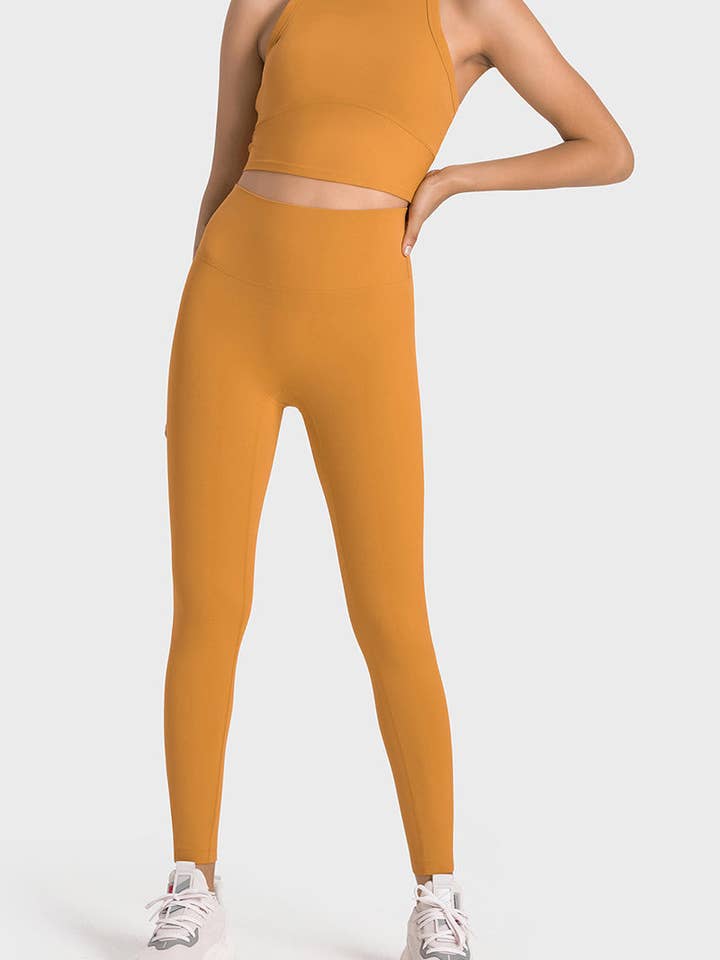 safistyle - Wholesale Activewear Set - Women's - Sporty Crop Top and Legging Suit Set16