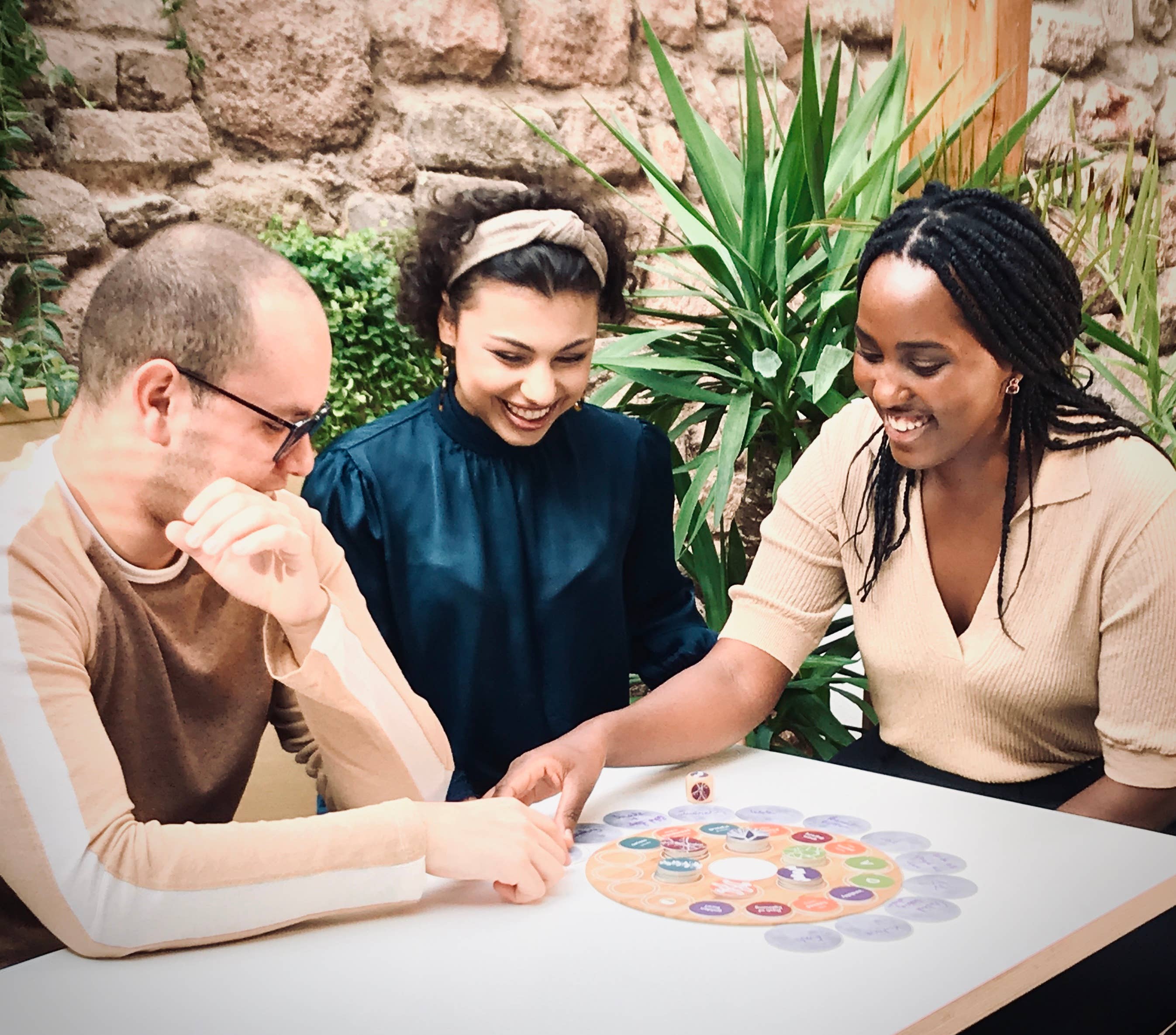 CircleTales – wholesale Board game – CircleTales the Adventure Storytelling Game14