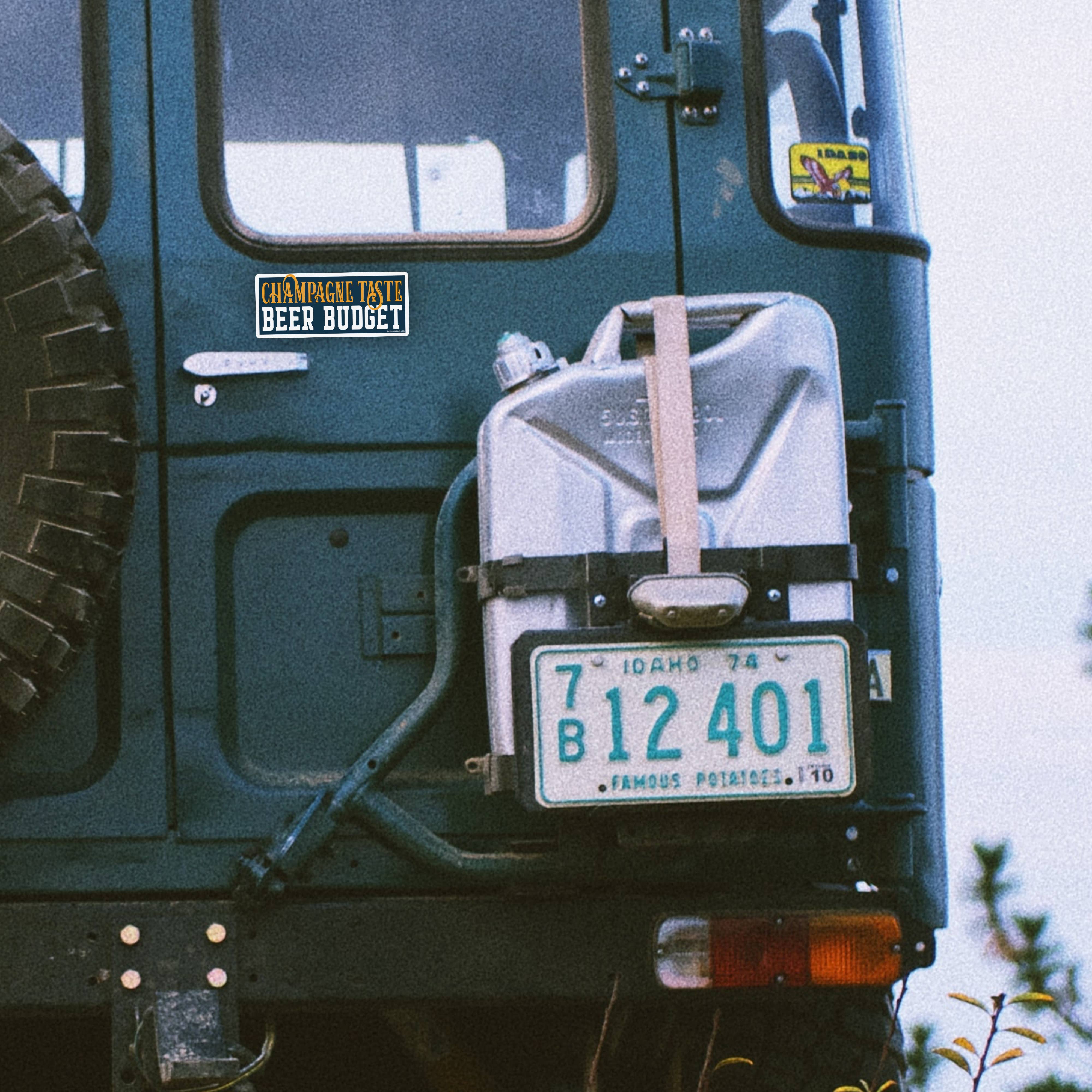 Good Southerner - Wholesale Sticker - Champagne Taste Beer Budget Sticker2