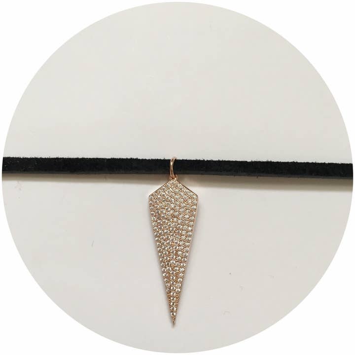 Pavé Dolk med sort ruskind choker for engroshandel hos Oriana Lamarca Designs